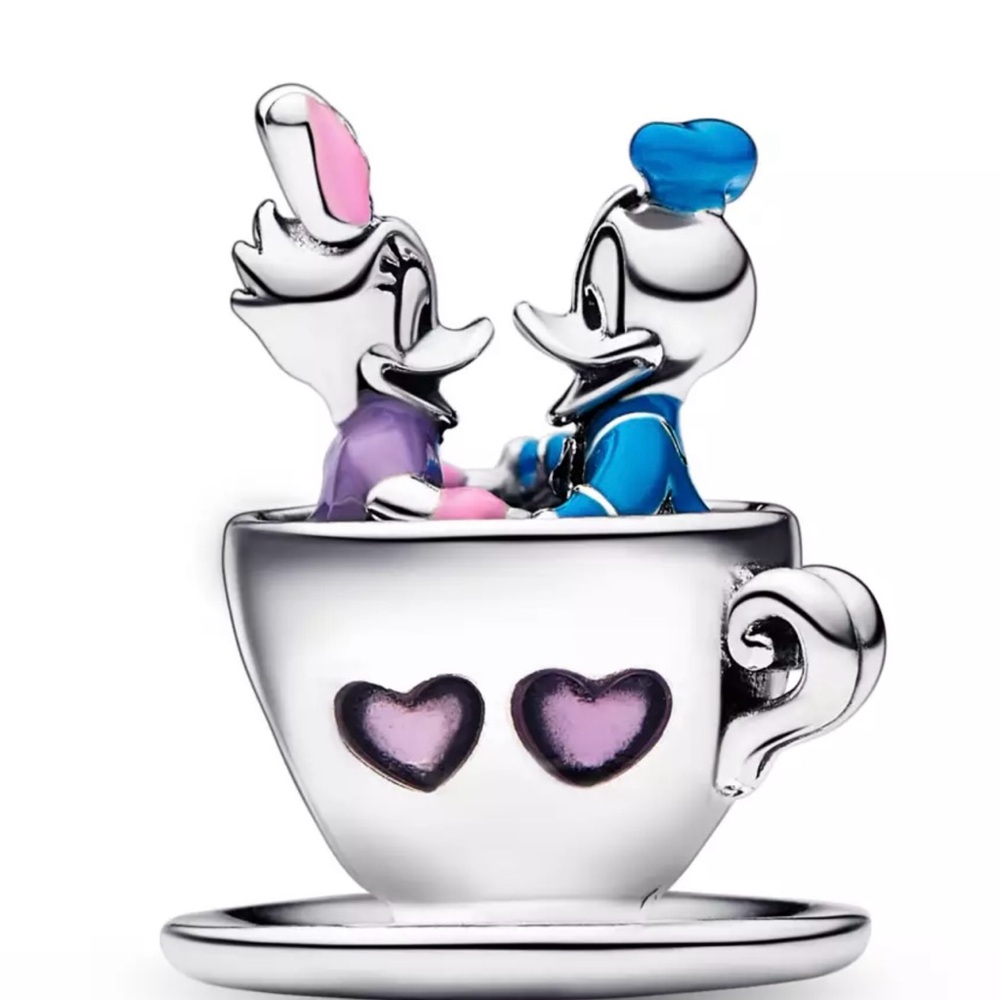 NWT PANDORA x Disney Donald and Daisy Teacup Charm